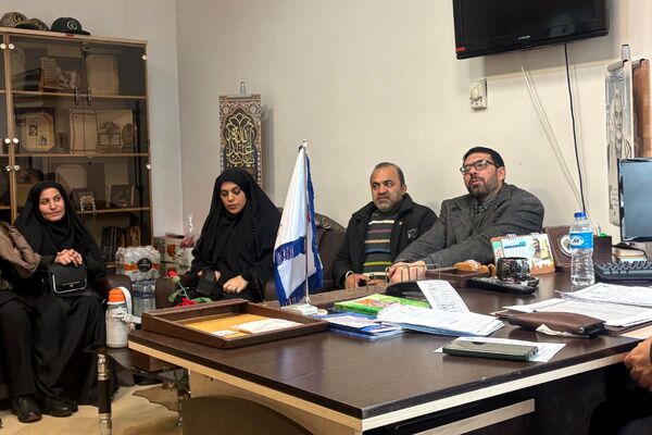 دیدار صمیمانه همکاران پرورشی اداره آموزش‌وپرورش شهرستان اسلامشهر با فرمانده بسیج فرهنگیان تهران