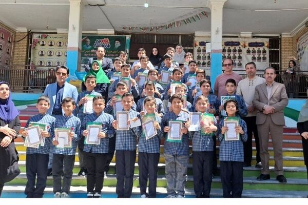 طنین نوای قرآن و هنر در دبستان ملاصدرا ،تجلیل از سفیران نماز تا برترین‌های پرسش مهر