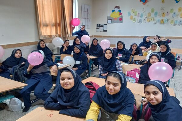 جشن روز دختر در دبستان کوثر مشهد