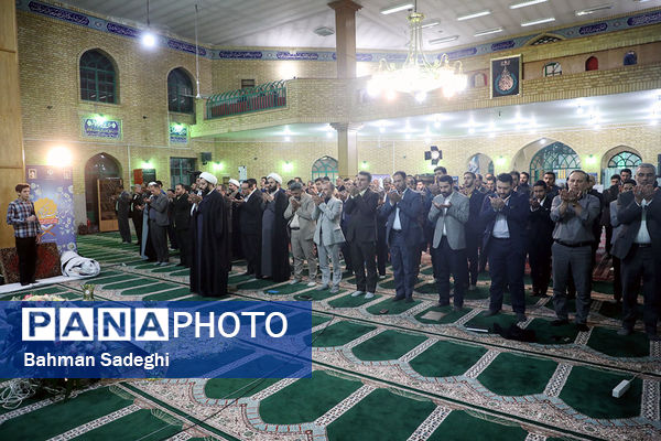 محفل انس با قرآن دانش آموزان و فرهنگیان برگزیده و نخبه قرآنی با حضور وزیر آموزش و پرورش