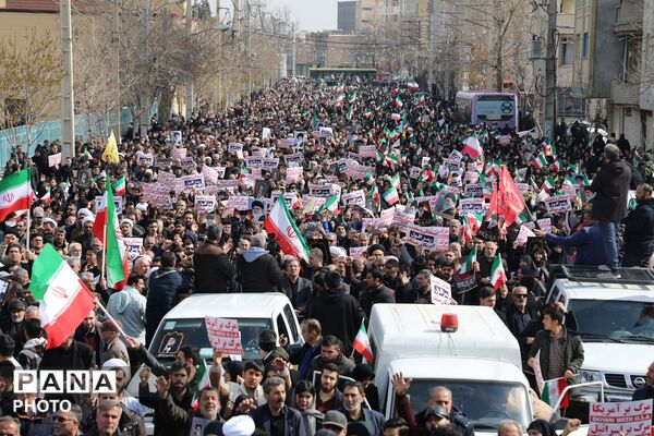 تشییع پیکر شهدای بمباران تروریستی آمریکا و اسرائیل در ارومیه
