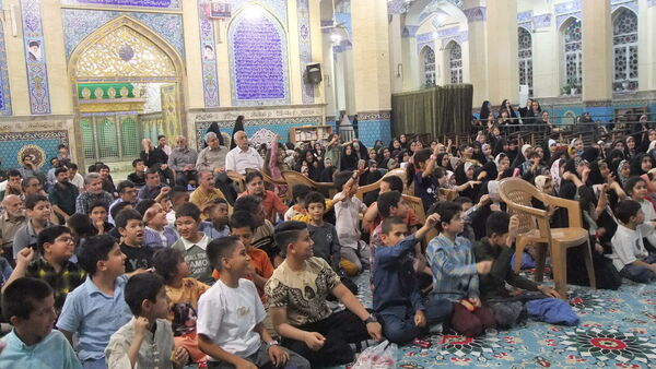 اختتامیه جشنواره تولید محتوا نماز و مسابقه عطر انتظار در امامزاده سیدجعفر یزد
