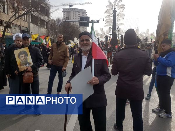 تشییع نمادین شهدای مقاومت درمشهد