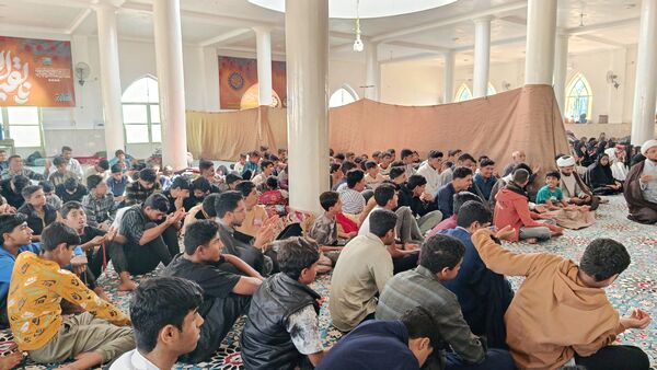 مراسم اعتکاف دانش‌آموزی در مسجد نور سندرک