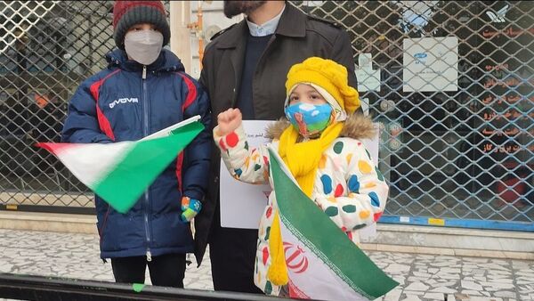 راهپیمایی 22 بهمن در مه ولات 