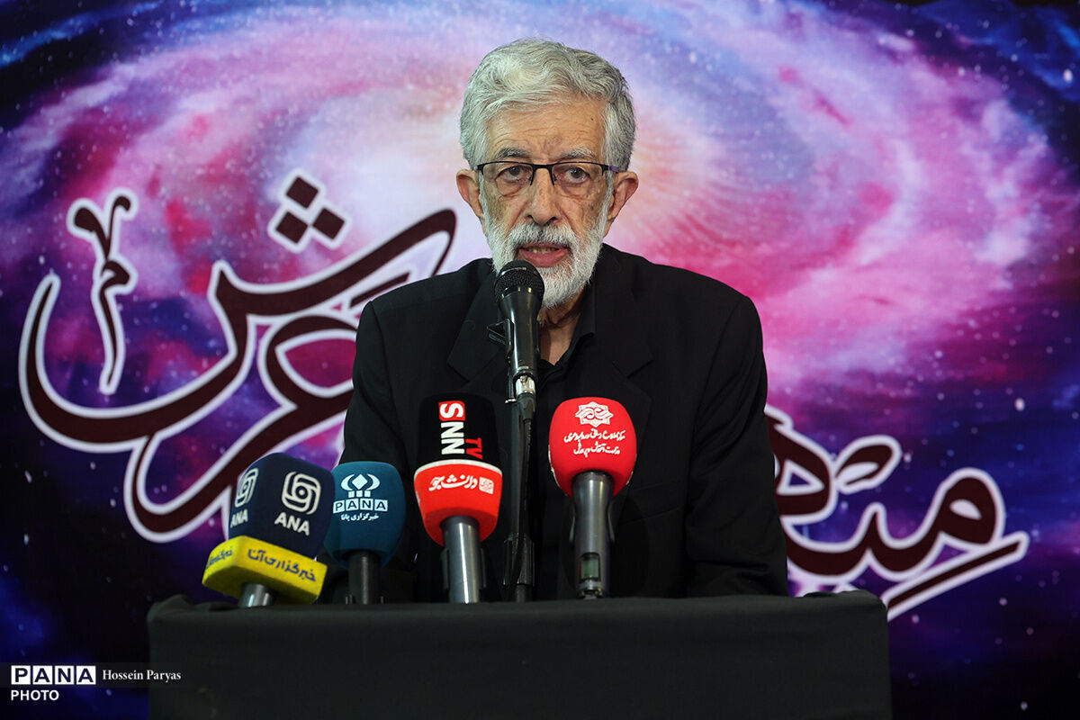 شهیدان رجایی، باهنر و بهشتی، برخاسته از مکتب تعلیم و تربیت اسلامی هستند 