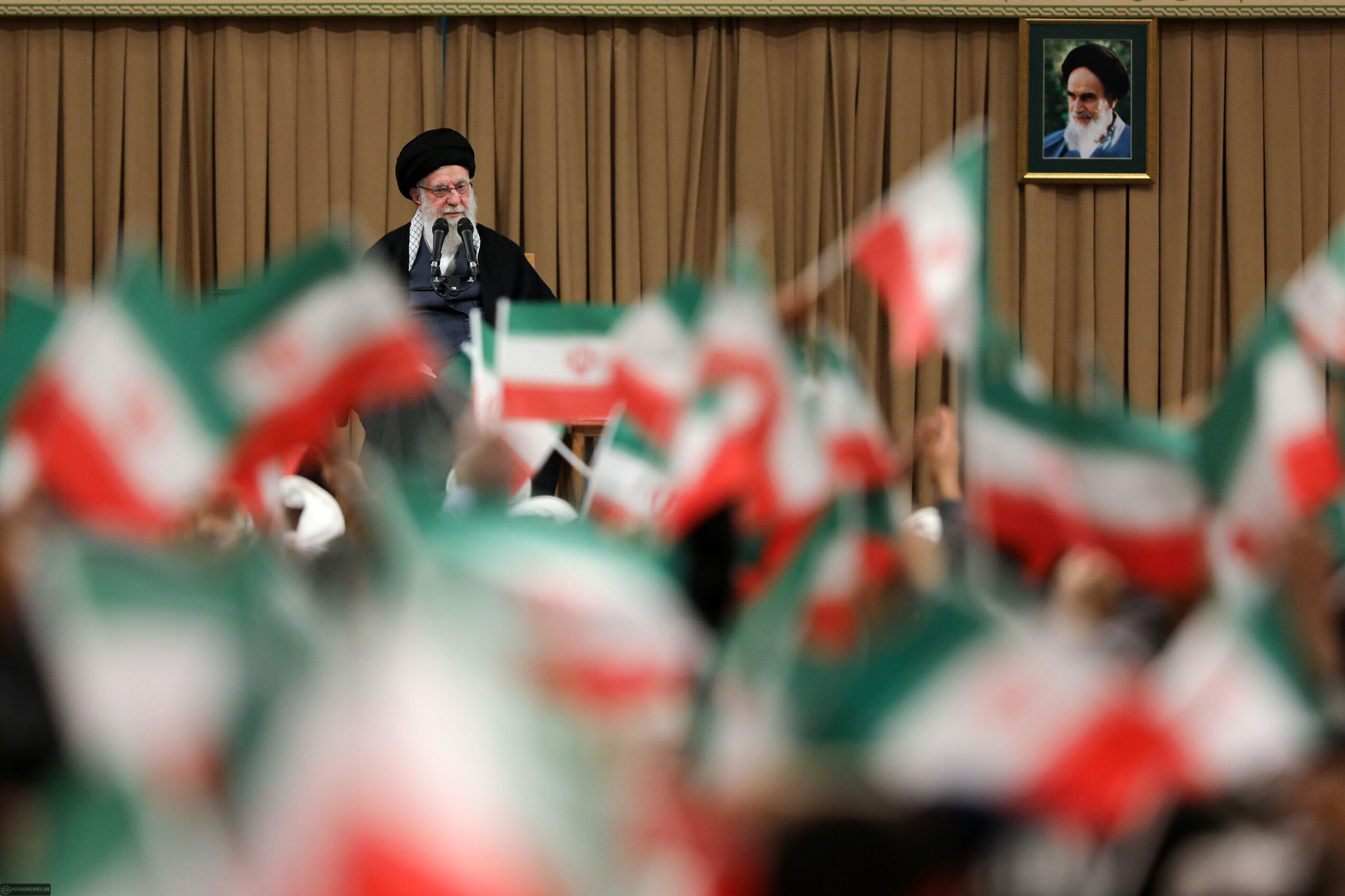 پیام تسلیت دفتر حفاظت منافع ایران در واشنگتن در پی شهادت رهبر انقلاب
