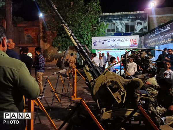 نمایشگاه دست آورد های انقلاب در کاشمر