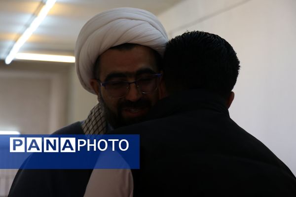 جشن بزرگ نیمه‌شعبان و آغاز دهه فجر در هنرستان شیخ‌الرئیس 