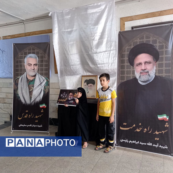 حضور کودکان به همراه والدین در شعبه‌های اخذ رأی