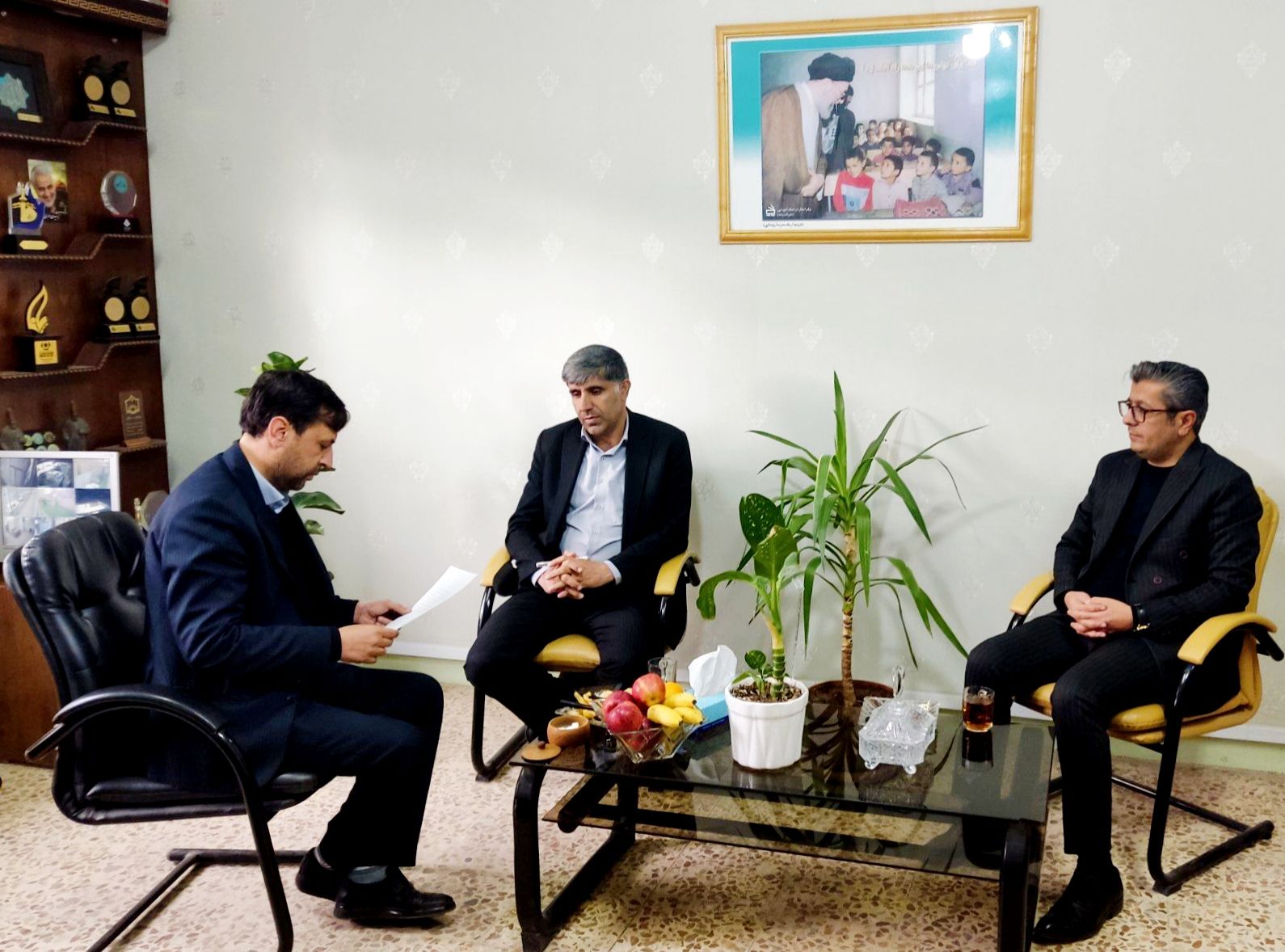 بازدید معاون پشتیبانی و برنامه‌ریزی و رئیس اداره رفاه اداره‌کل آموزش و پرورش استان از سازمان دانش‌آموزی قزوین