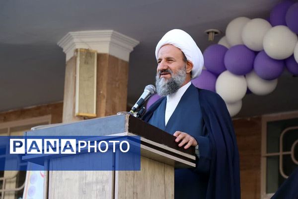 آیین نواختن زنگ سال تحصیلی جدید در قرچک