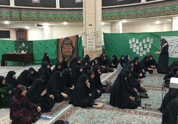 عزاداری دختران نیشابور در سوگ امام حسین (ع)