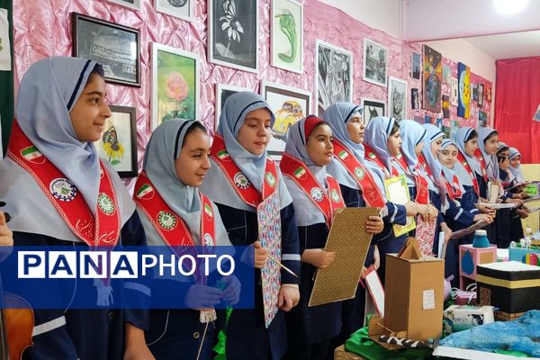 افتتاحیه جشنواره فرهنگی هنری ماها در دبستان قدر بهارستان۲