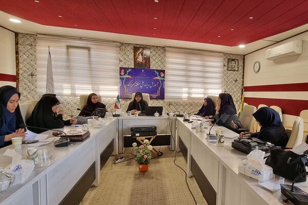 کارگاه "تبیین حقوق بانوان فرهنگی و دختران دانش‌آموز " منطقه کهریزک