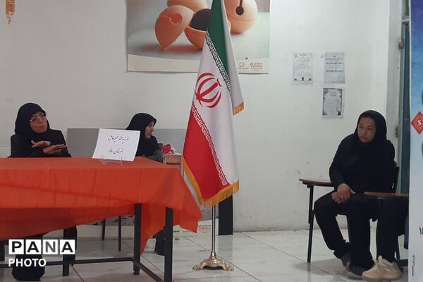 کنگره ۳۰۰۰ شهید شهرستان ری در هنرستان سالور