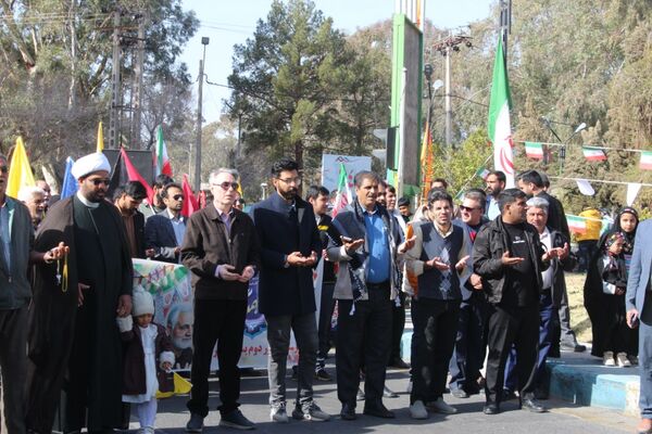 راهپیمایی ۲۲ بهمن در شهرستان بم 