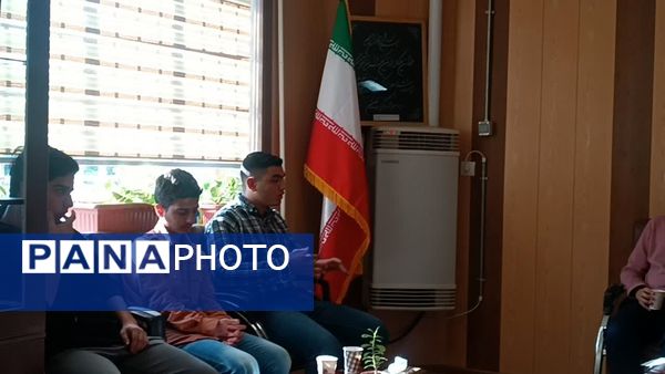 اولین جلسه  شورای دانش‌آموزی دبیرستان شاهد ابوذر غفاری 