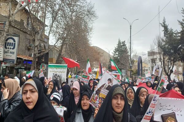 ۲۲بهمن تجلی شور، هیجان، ایستادگی و وطن دوستی در رودهن