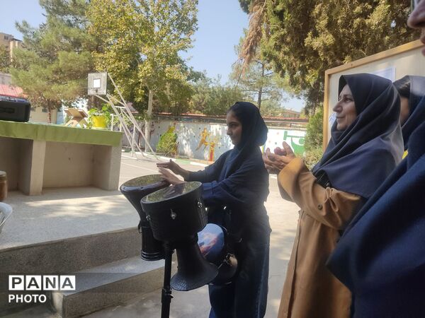  جشن جوانه ها در دبیرستان مطهره 