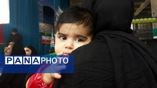 اجتماع بزرگ شیرخوارگان حسینی در لرستان