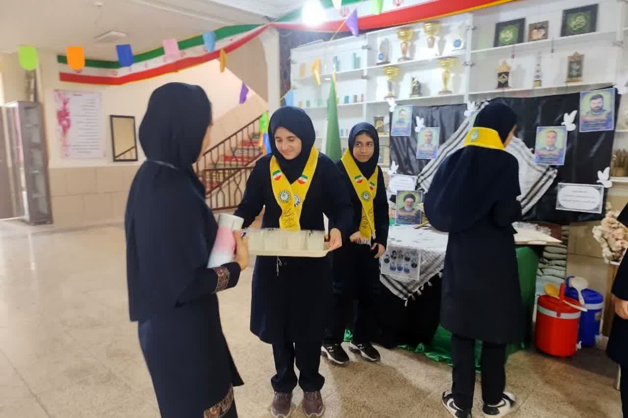 برپایی موکب به‌مناسبت سالروز شهادت رئیس جمهور و همراهان در دبیرستان شاهد 16