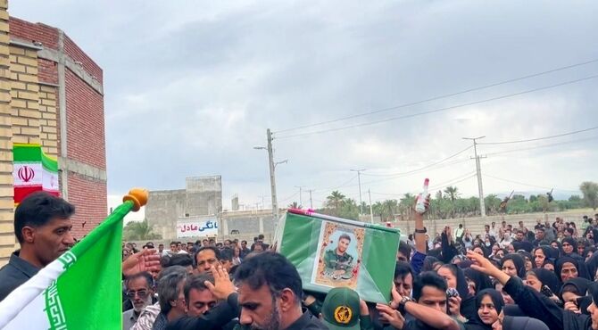 تشییع پیکر «شهید مهران خردمند»