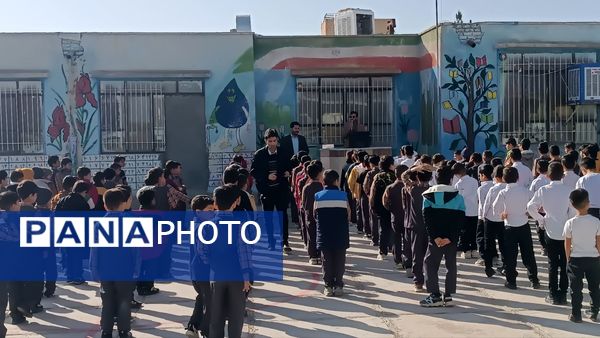 جشن میلاد امام زمان(عج)در دبستان شهید عجمی فدافن کاشمر