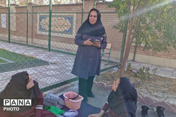 صبحانه سالم در هنرستان کبری زرگران ملارد 