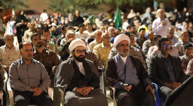 شور غدیری دراجتماع بزرگ مردمی پارسیان 