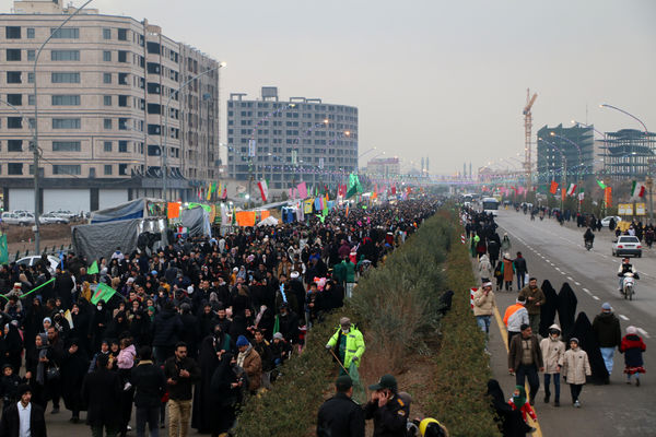 جلوه های ویژه از ارادت مردم به آرمان های مهدوی(عج)