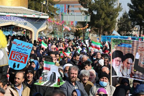 شکوه همبستگی مردم شهید پرور فشافویه در راهپیمایی ۲۲ بهمن