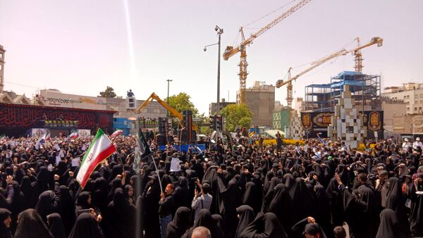تشییع پیکر مطهر شهید سردار محمد کاظمی و تعدادی از شهدای جنگ تحمیلی در مشهد