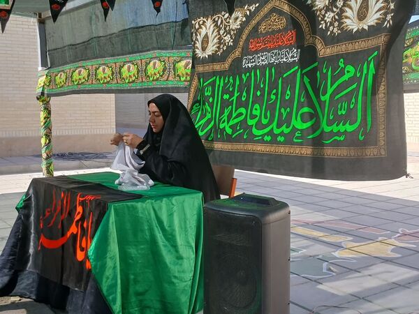ایستگاه خیاطی صلواتی در مدرسه زینب(س) شهرستان مروست