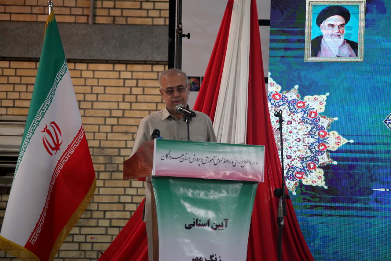 دانش‌آموزان سرمایه‌های اصلی کشور برای ساختن آینده‌ای روشن هستند 