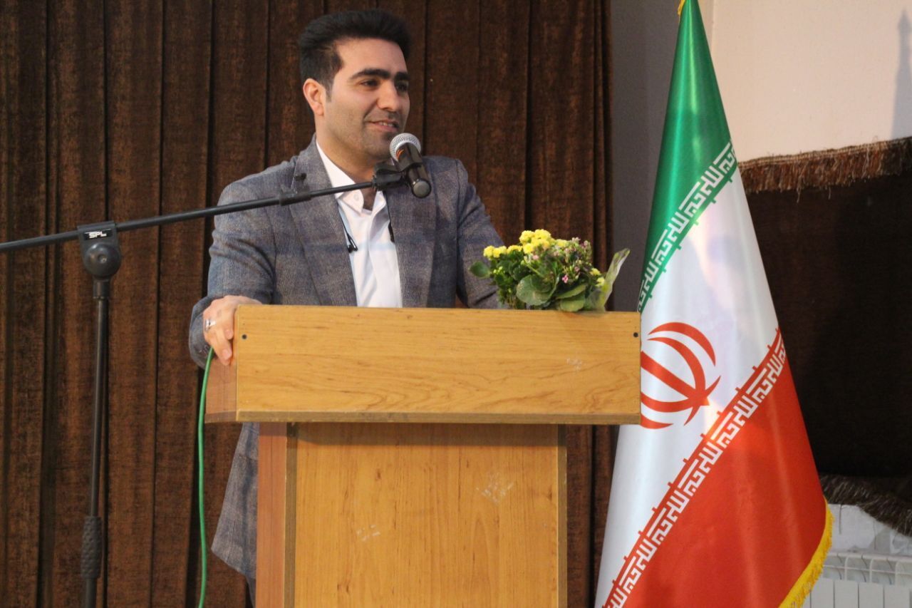 امروزه با نسل پرسشگر و هوشمند مواجهه هستیم