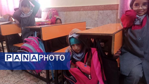 آموزش پدافند غیرعامل در دبستان نیایش