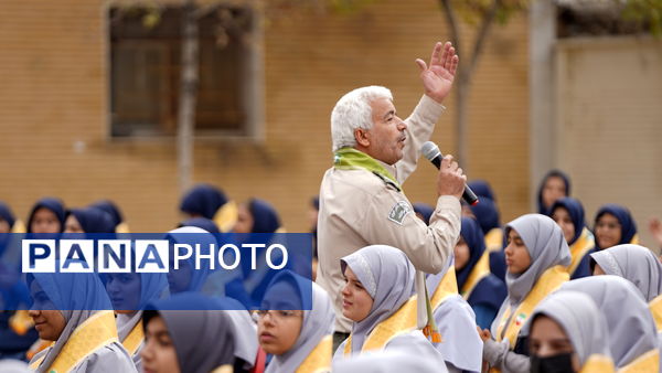 همایش استانی «وطن‌یار» در مدرسه کوثر اراک با حضور قائم‌مقام سازمان دانش‌آموزی کشور