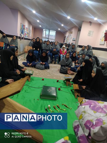 سفره مهربانی مهمانی خدا در آموزشگاه دخترانه نمونه دولتی فدک شهرستان فاروج 