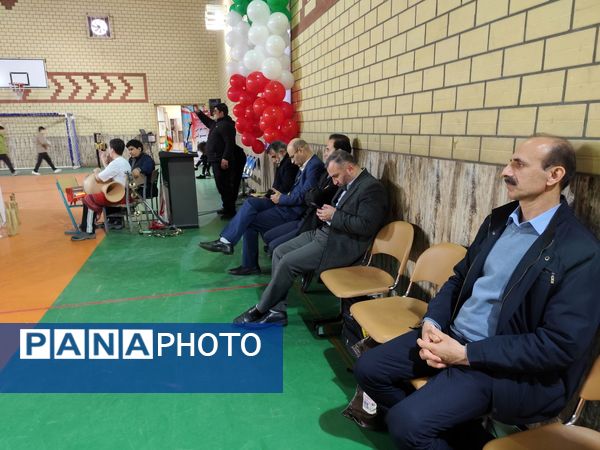 نمایش اقتدار در مدرسه میثم رشت