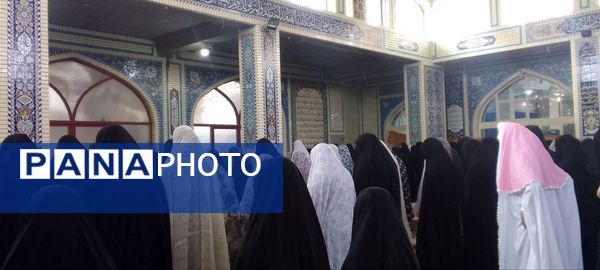 نماز جمعه میعادگاه عشق 