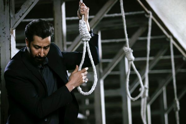 نگاهی به فیلم سینمایی «زنده شور»؛ قصاص، بخشش یا فشار روانی تماشاگر؟