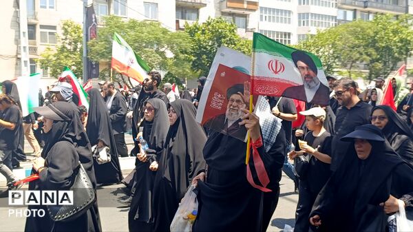 رستاخیز تاریخی لثارات خامنه ای در تهران