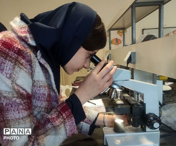 کارگاه علمی،آموزشی دانش‌آموزان دبیرستان اهل‌البیت(ع) ناحیه ۴ کرج