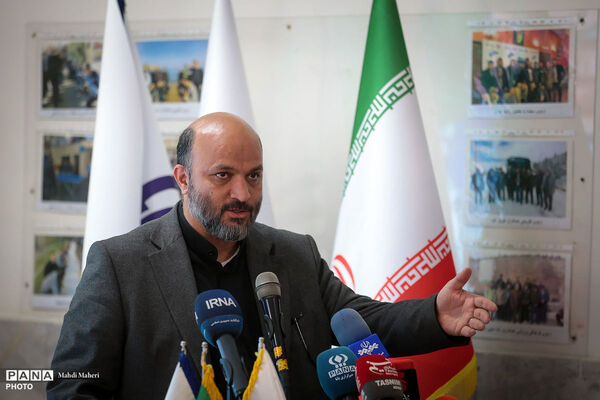 آغاز راه‌اندازی نیروگاه خورشیدی در ۱۲ هزار مدرسه کشور