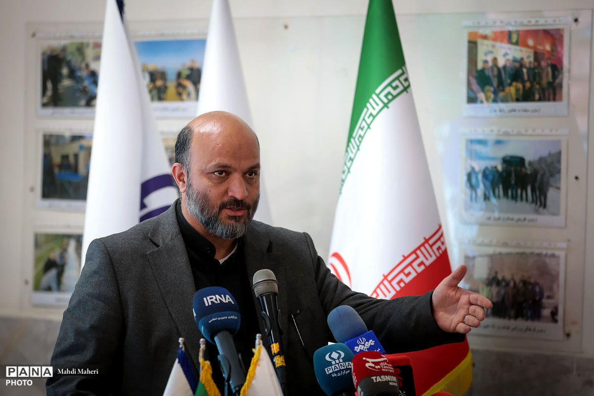 آغاز راه‌اندازی نیروگاه خورشیدی در ۱۲ هزار مدرسه کشور