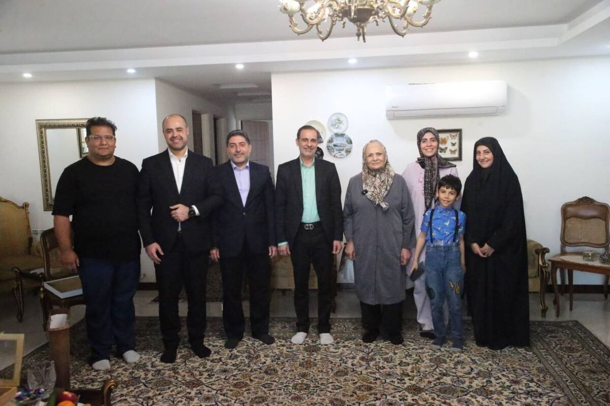 مریم نشیبا در قلب مردم ایران جای دارد