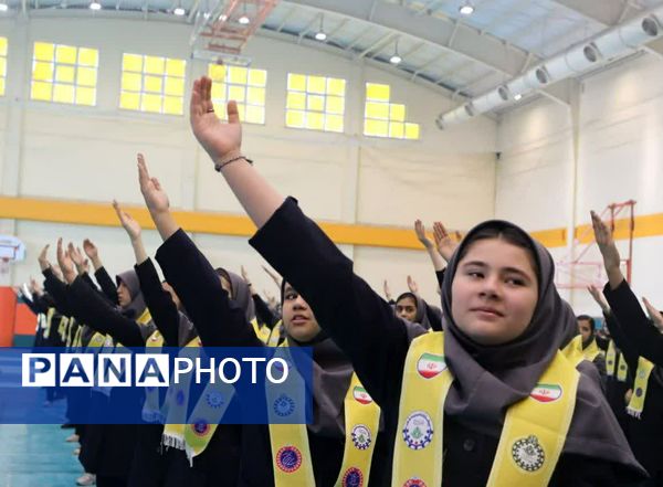 آیین استانی نواختن زنگ انقلاب استان خراسان رضوی در ناحیه ۵ مشهد