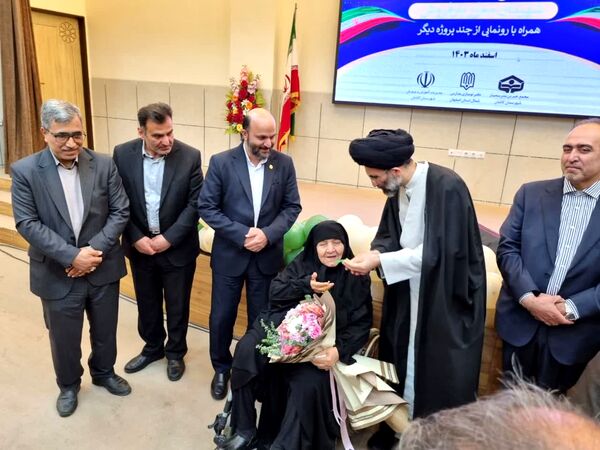مراسم افتتاحیه مدرسه خیرساز شهیدان بارفروش در کاشان