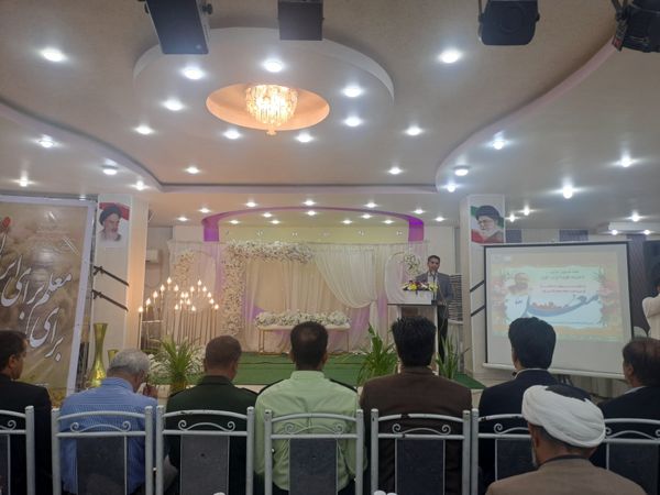 جشن تجلیل ازمقام والای معلم در بندرخمیر